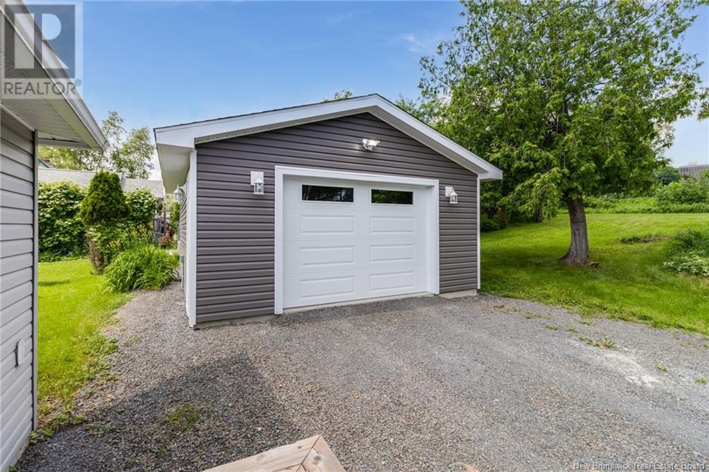 767 Maclaren Avenue, Fredericton, New Brunswick  E3A 3L4 - Photo 5 - NB122085