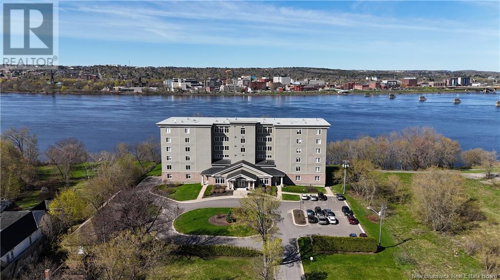 1 Southview Lane Unit# 104, Fredericton, New Brunswick  E3A 5V3 - Photo 4 - NB122254