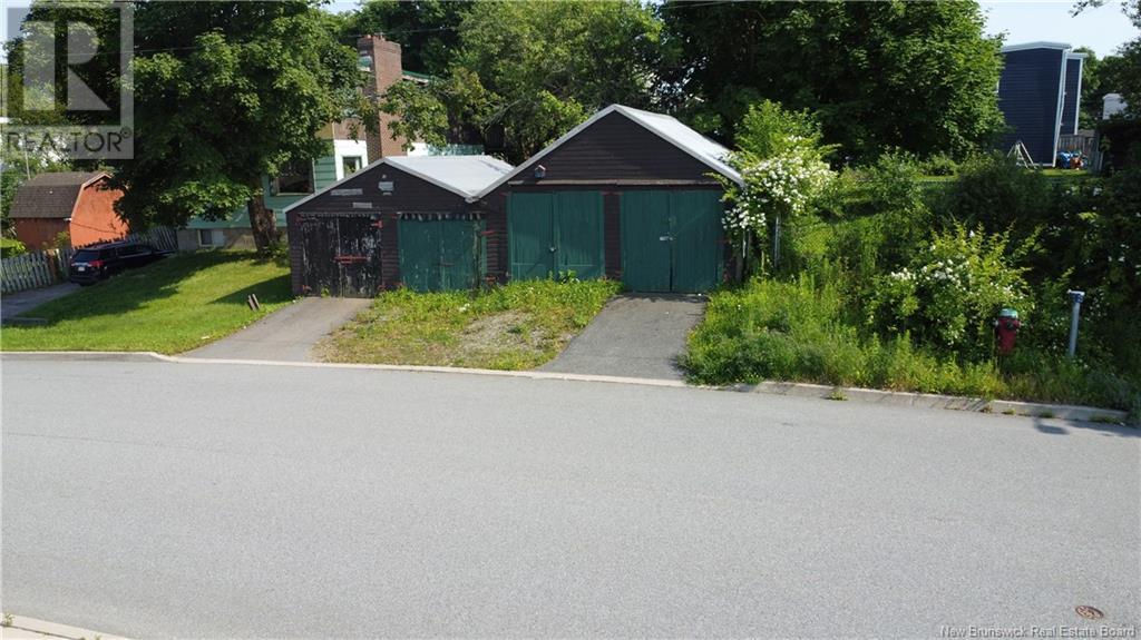 8 Newman Street, Saint John, New Brunswick  E2K 1X5 - Photo 12 - NB122070