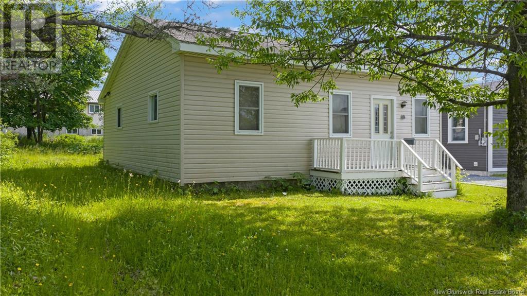 158 Molson Avenue, Saint John, New Brunswick  E2M 3J3 - Photo 5 - NB122196