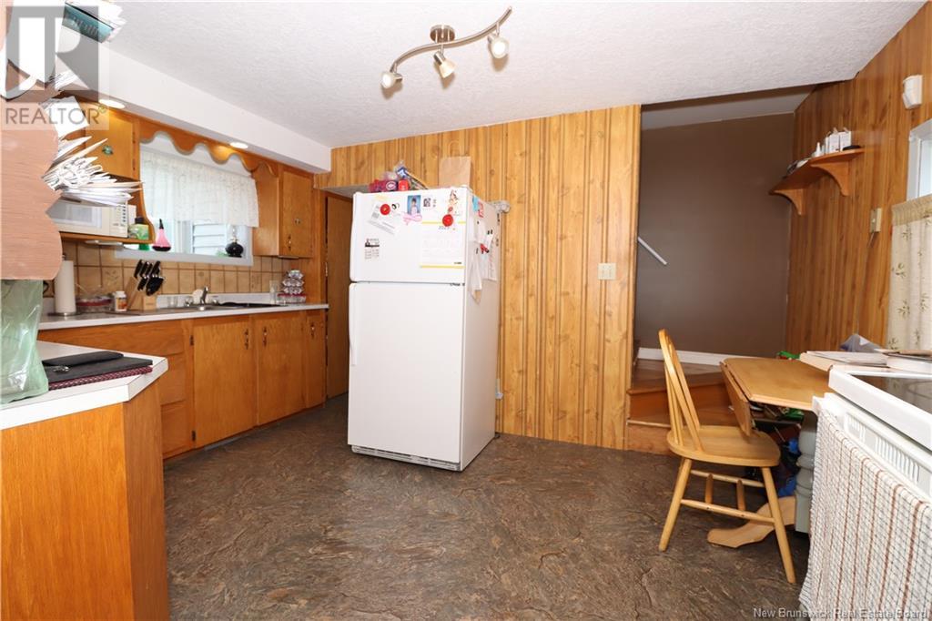 250 Highlandview Road, Moncton, New Brunswick  E1A 2L3 - Photo 6 - NB122209