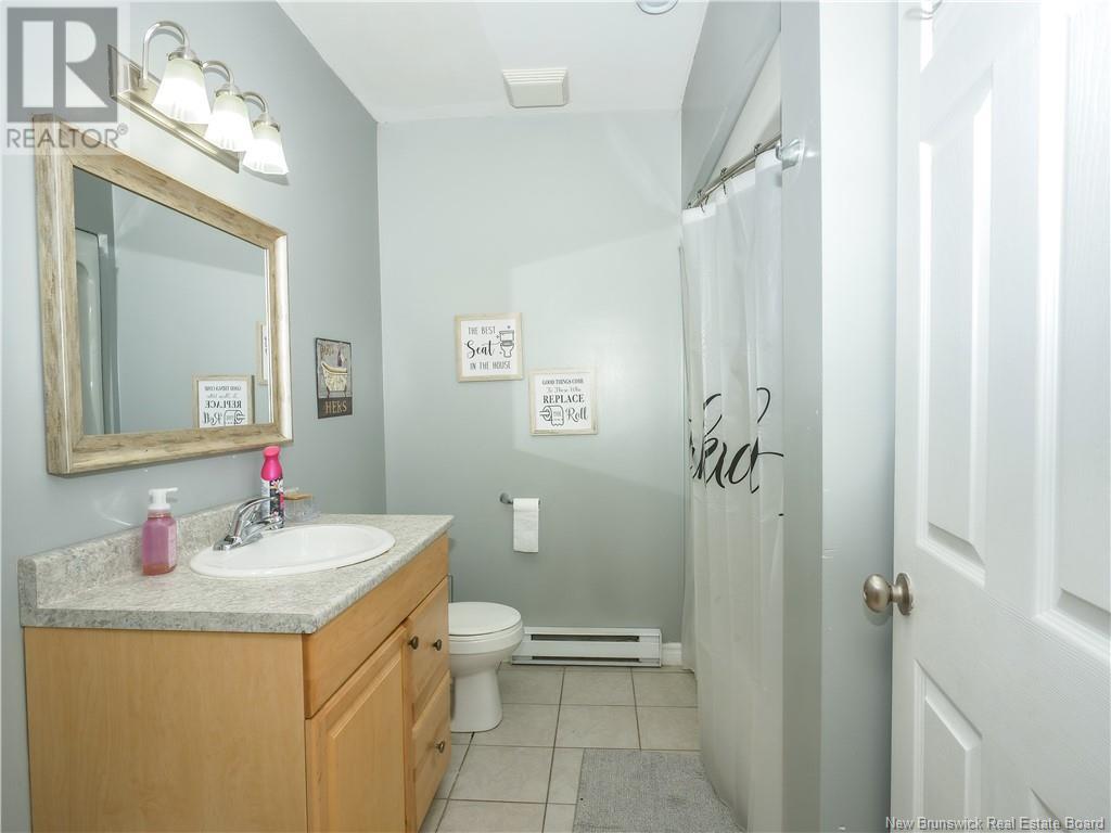 9 Landry, Moncton, New Brunswick  E1A 7A4 - Photo 46 - NB122275