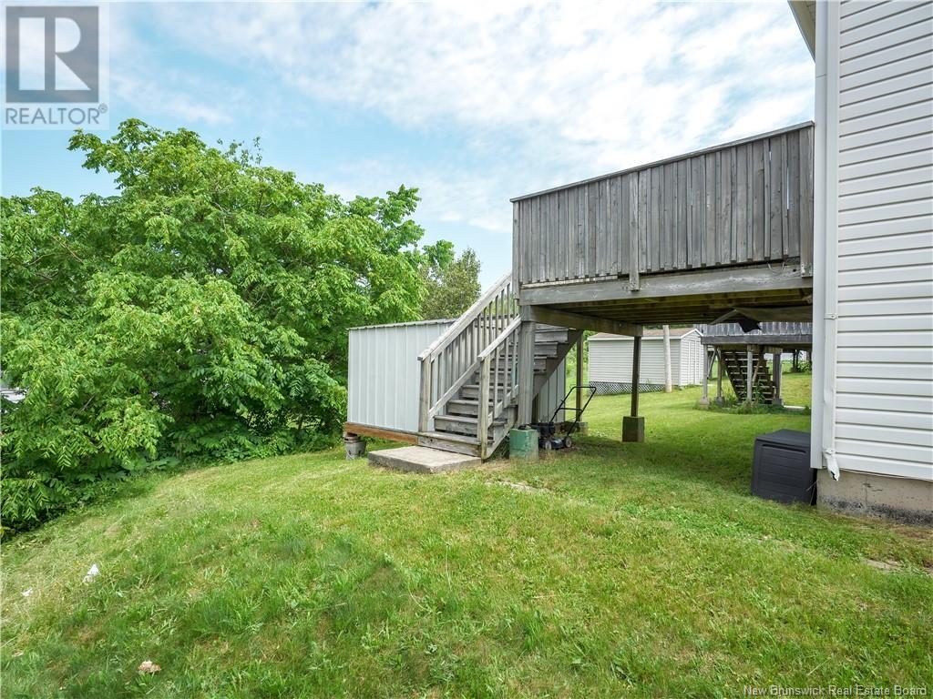 9 Landry, Moncton, New Brunswick  E1A 7A4 - Photo 5 - NB122275