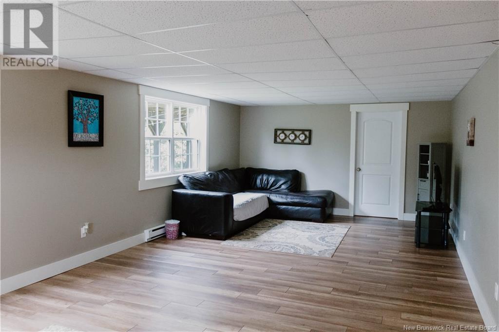 182 Eastwood Drive, Woodstock, New Brunswick  E7M 3Z5 - Photo 22 - NB122055