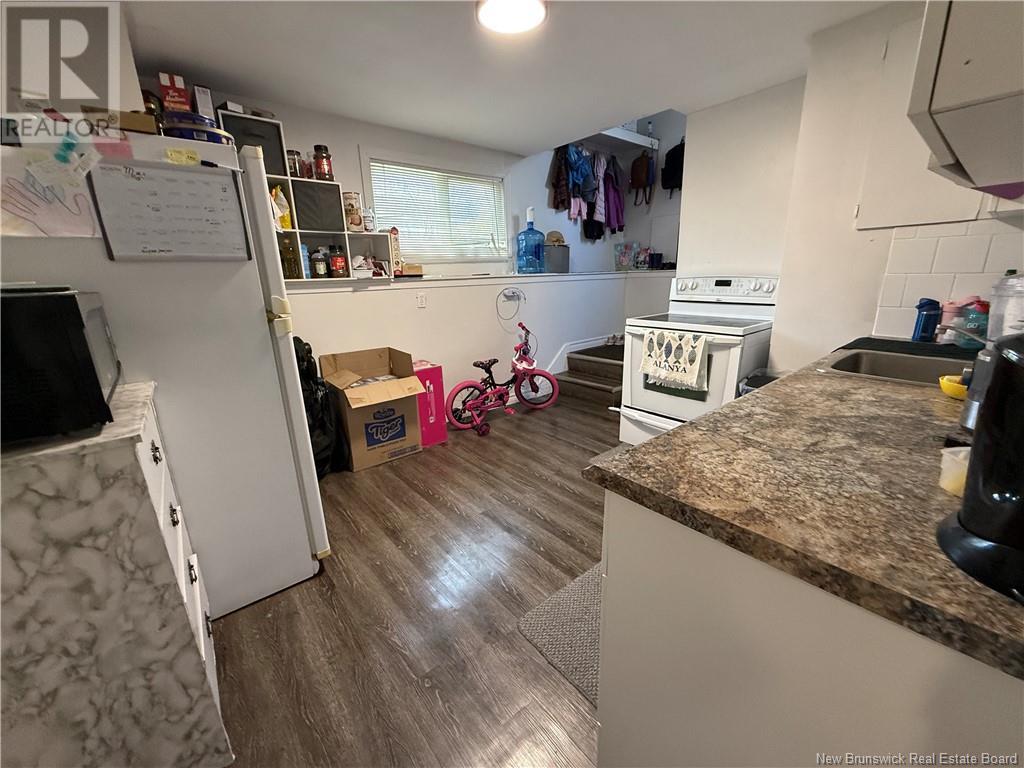 175 Sussex Avenue, Riverview, New Brunswick  E1B 3A8 - Photo 3 - NB122128