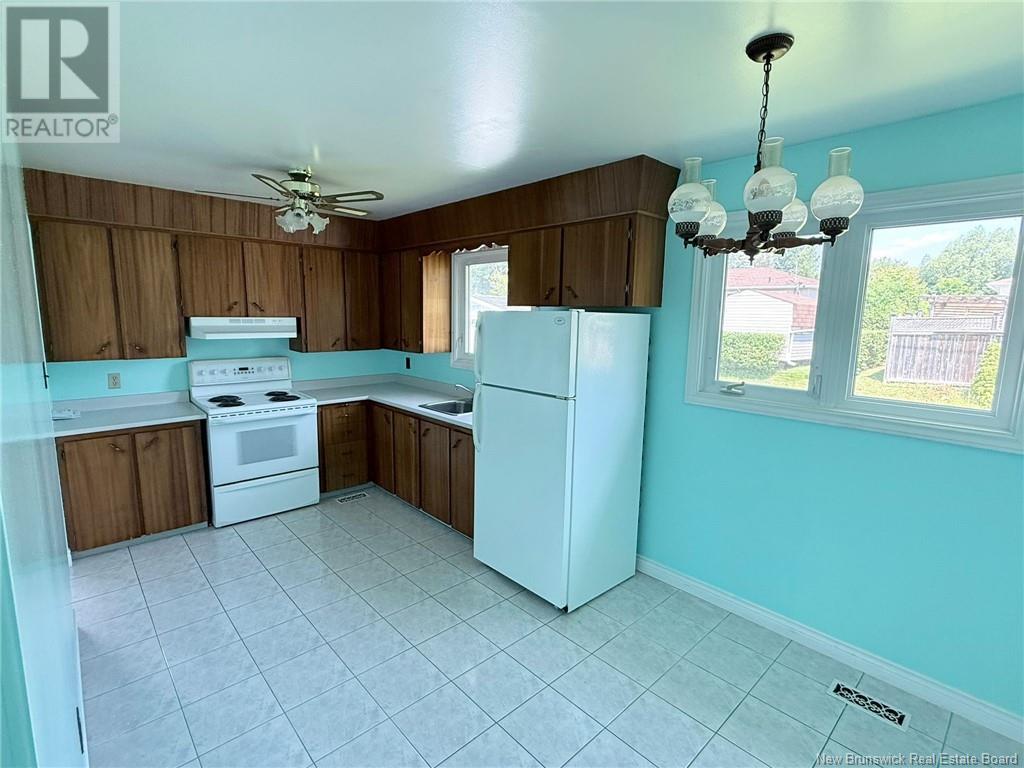 73 Weyburn Road, Moncton, New Brunswick  E1A 5M5 - Photo 9 - NB122240