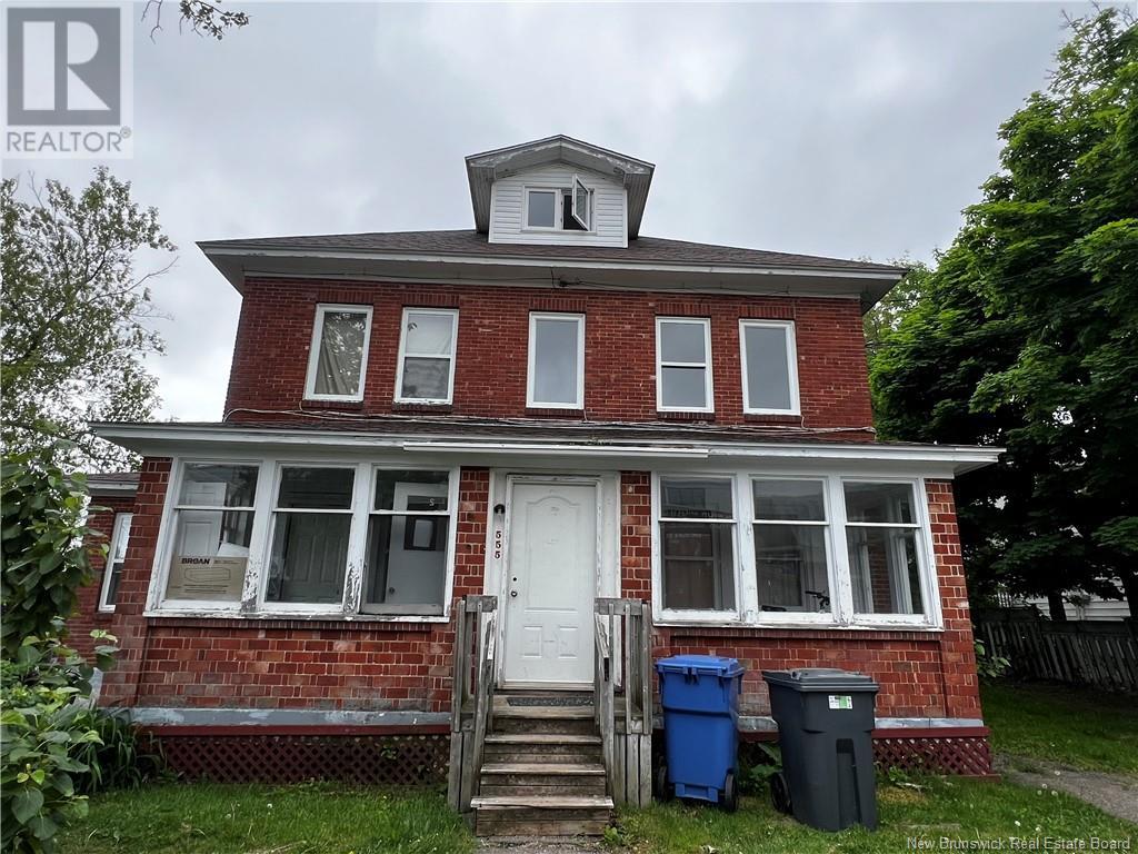 555 Duke, Bathurst, New Brunswick
