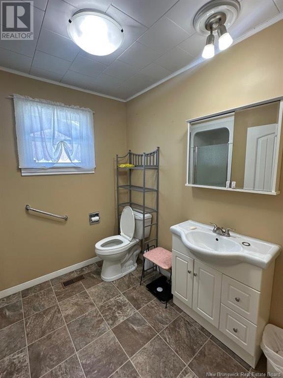 297 Main Street, Doaktown, New Brunswick  E9C 1A9 - Photo 7 - NB122348