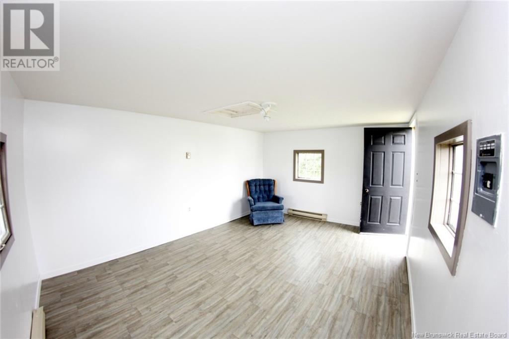 2855 King George, Miramichi, New Brunswick  E1V 7B1 - Photo 21 - NB122142