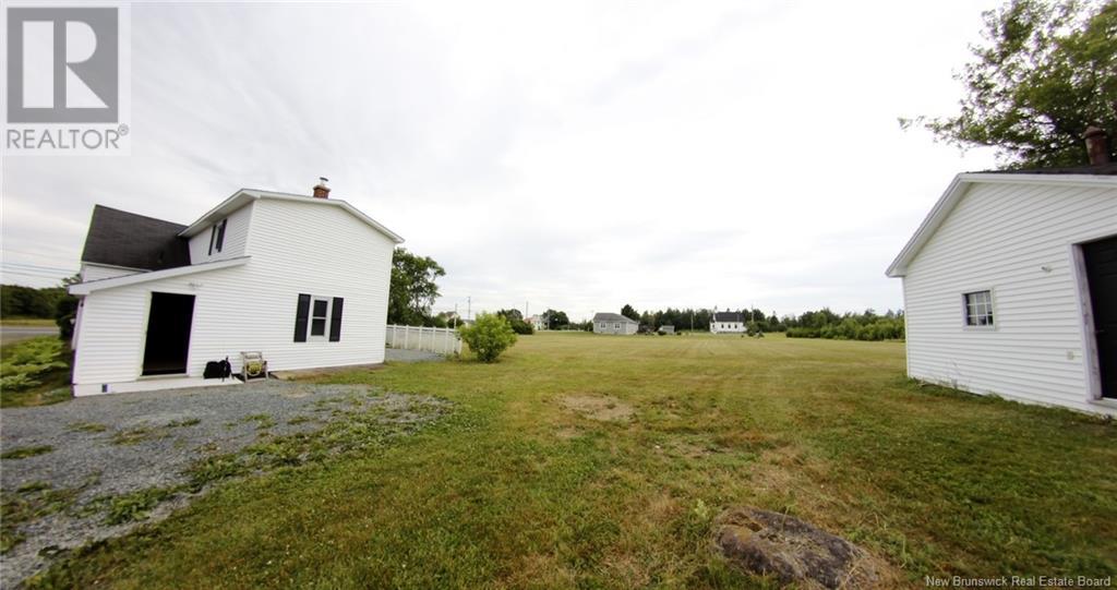 2855 King George, Miramichi, New Brunswick  E1V 7B1 - Photo 3 - NB122142
