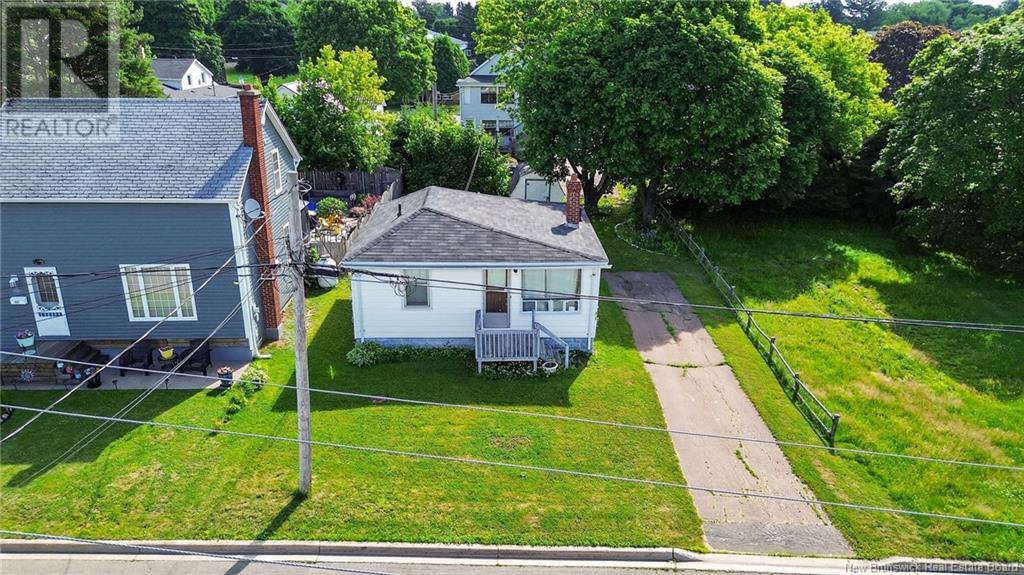 653 Charles Street, Dieppe, New Brunswick  E1A 1Z5 - Photo 1 - NB122166