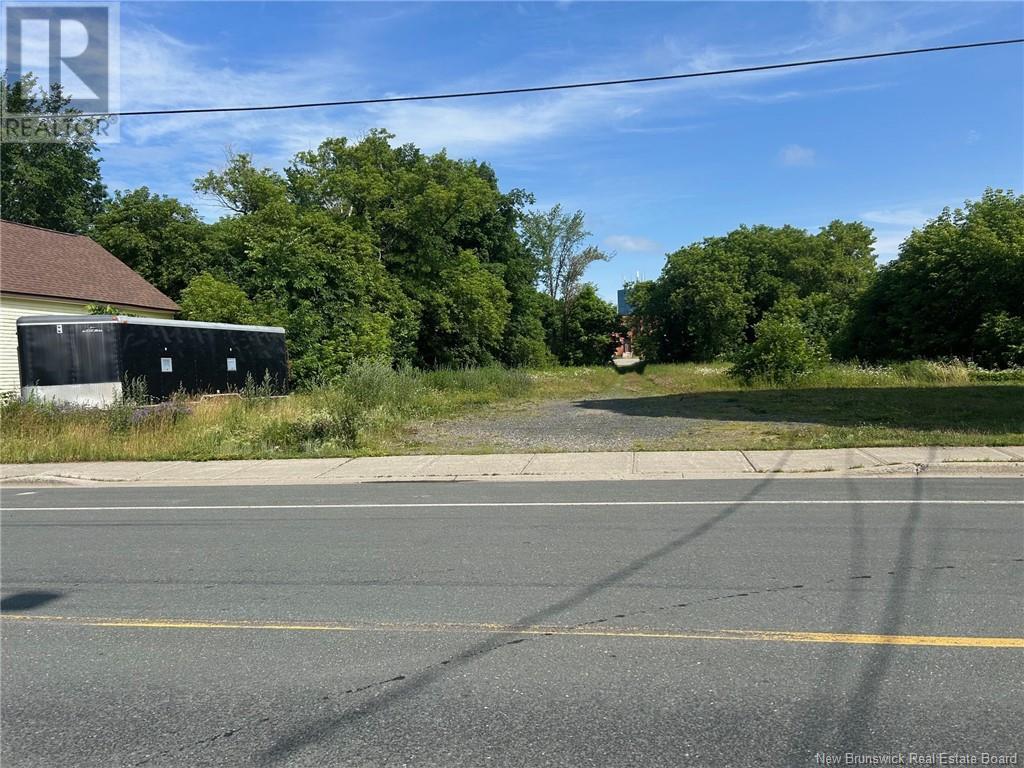 283-289 St Andrew Street, Bathurst, New Brunswick  E2A 3Y6 - Photo 4 - NB122303