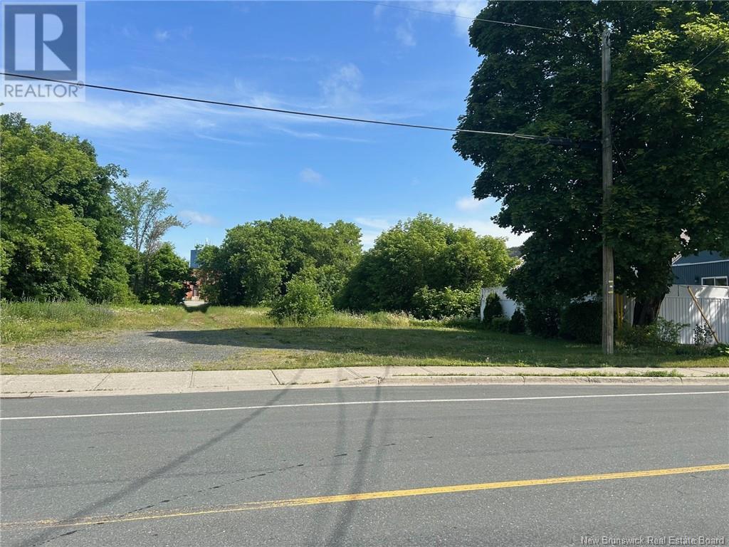 283-289 St Andrew Street, Bathurst, New Brunswick  E2A 3Y6 - Photo 5 - NB122303