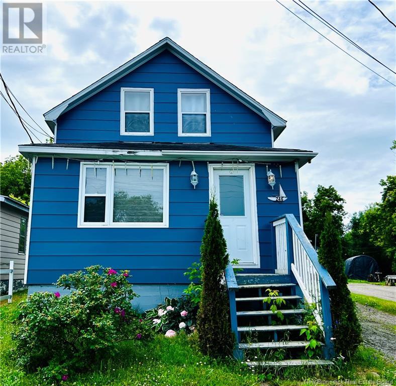 246 Dumaresq, Bathurst, New Brunswick  E2A 1H8 - Photo 2 - NB122408