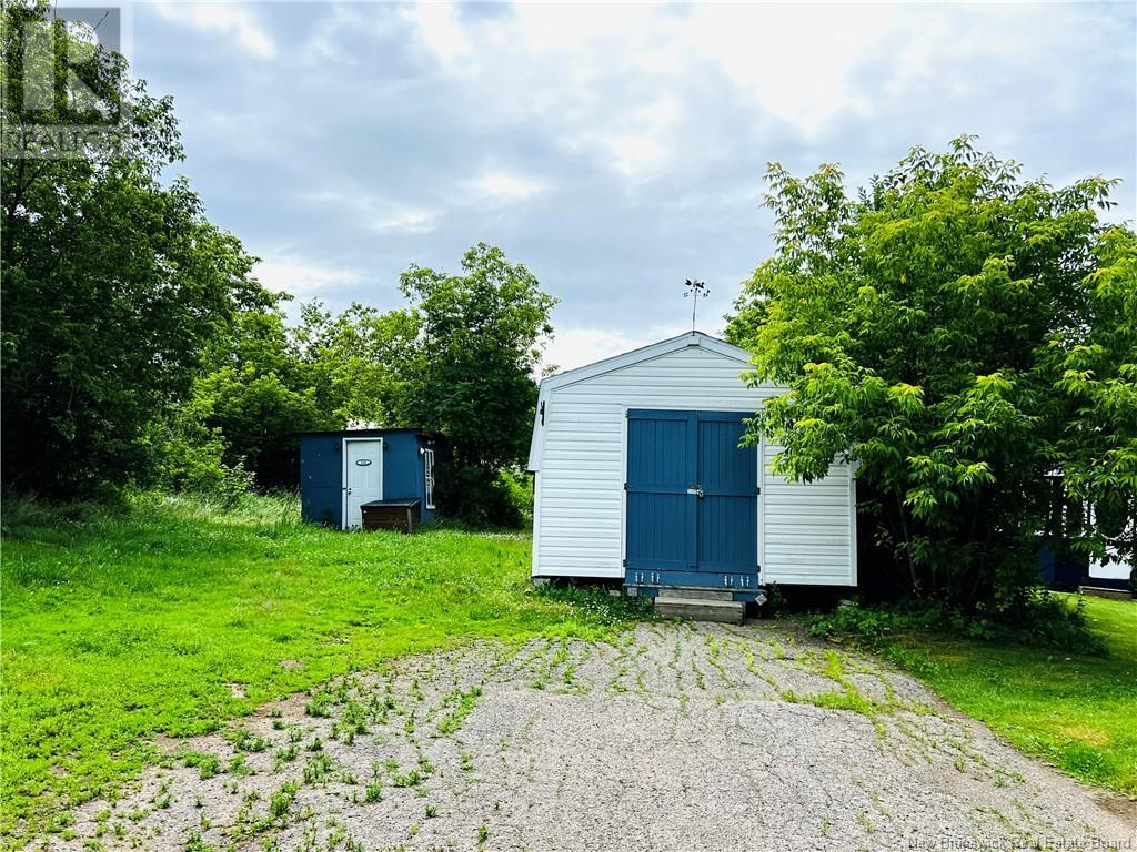 246 Dumaresq, Bathurst, New Brunswick  E2A 1H8 - Photo 6 - NB122408