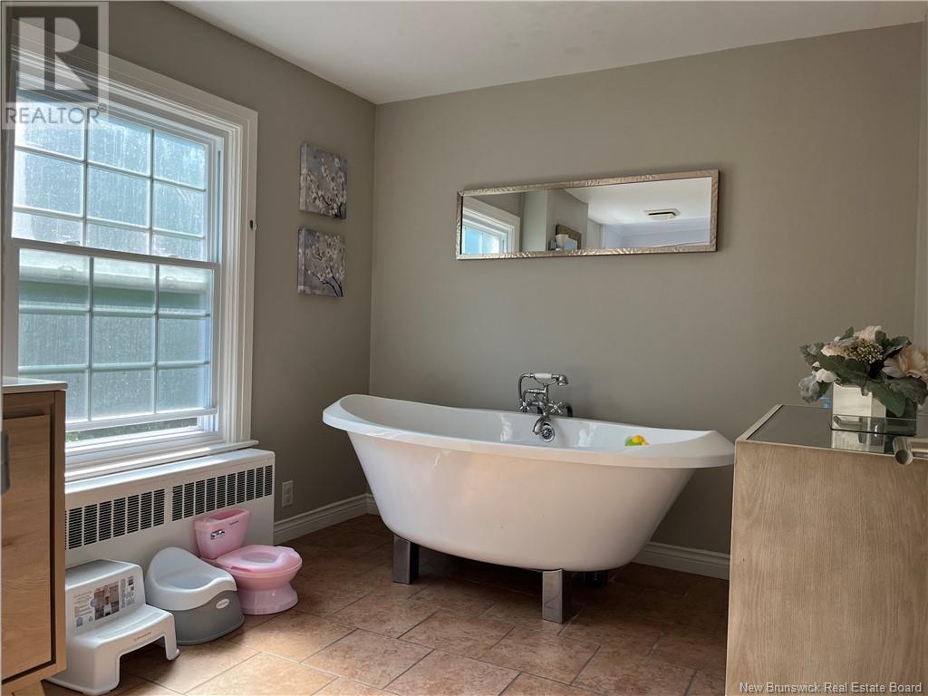 120 Hillcrest Drive, Saint John, New Brunswick  E2M 4C3 - Photo 19 - NB122378