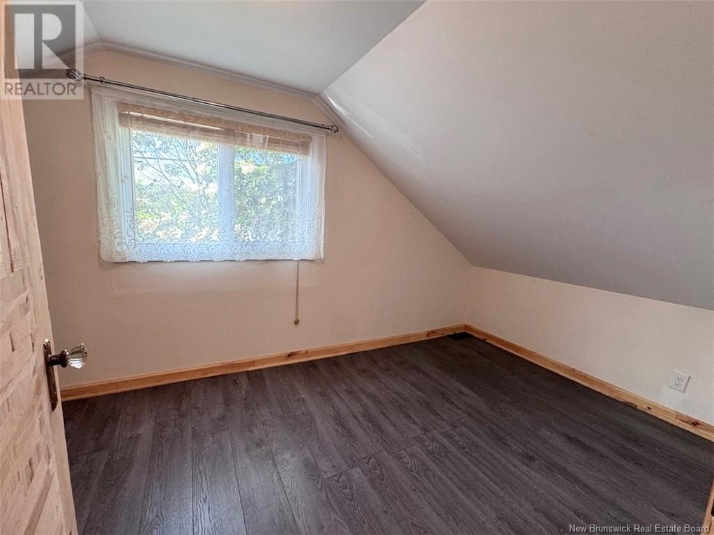 383 St-Francois Street, Edmundston, New Brunswick  E3V 1G5 - Photo 11 - NB122406