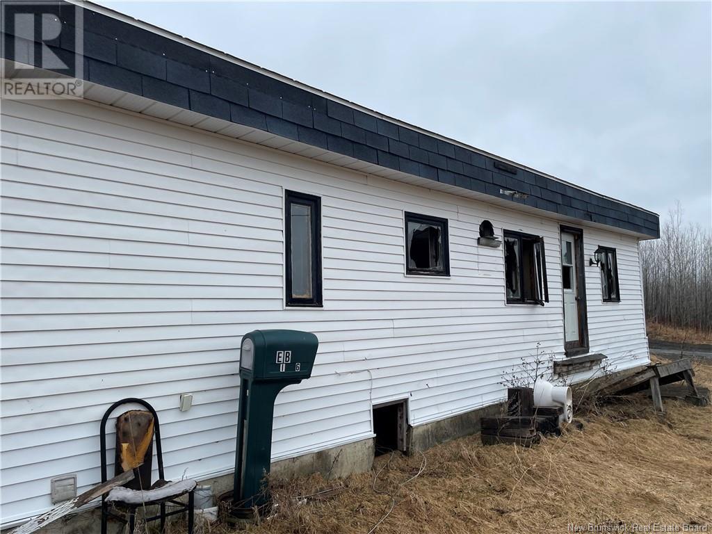 16 Chemin Gerard, Sainte-Anne-De-Madawaska, New Brunswick  E7E 1N6 - Photo 3 - NB122357