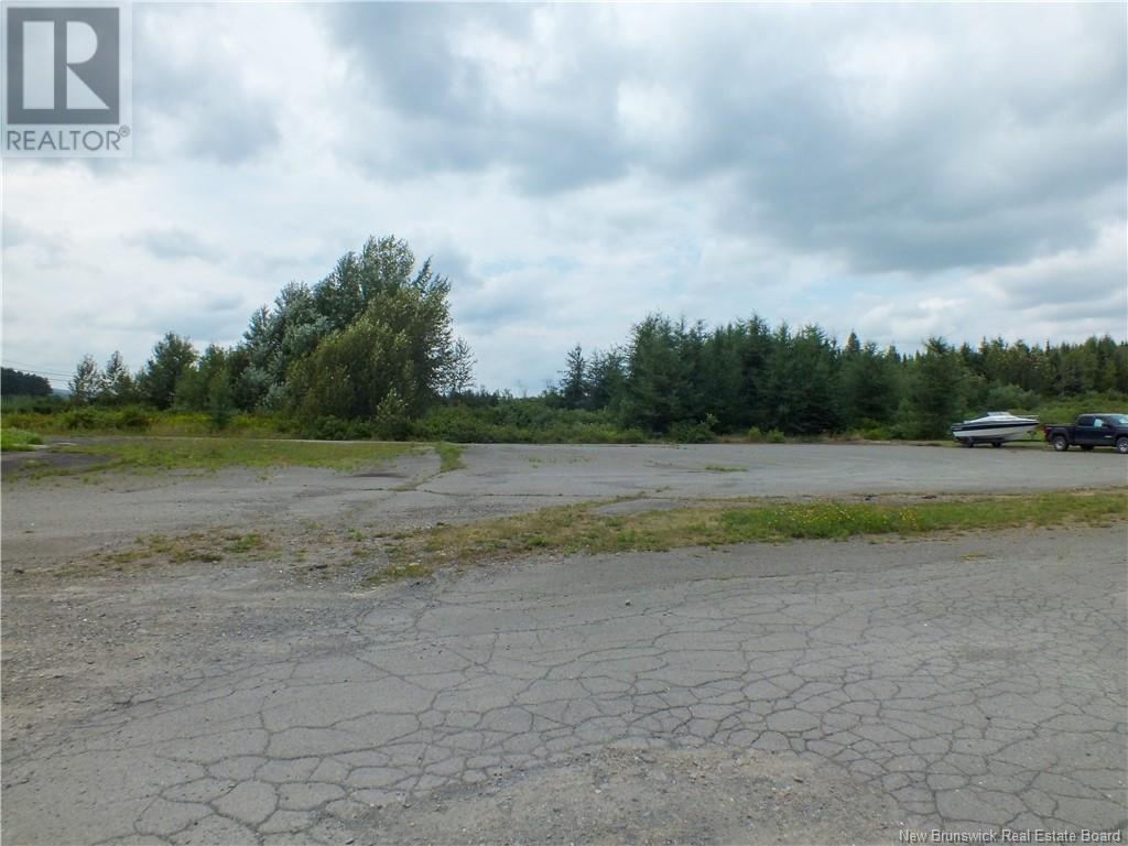 13329 Route 144, Sainte-Anne-De-Madawaska, New Brunswick  E7E 1T1 - Photo 2 - NB122355