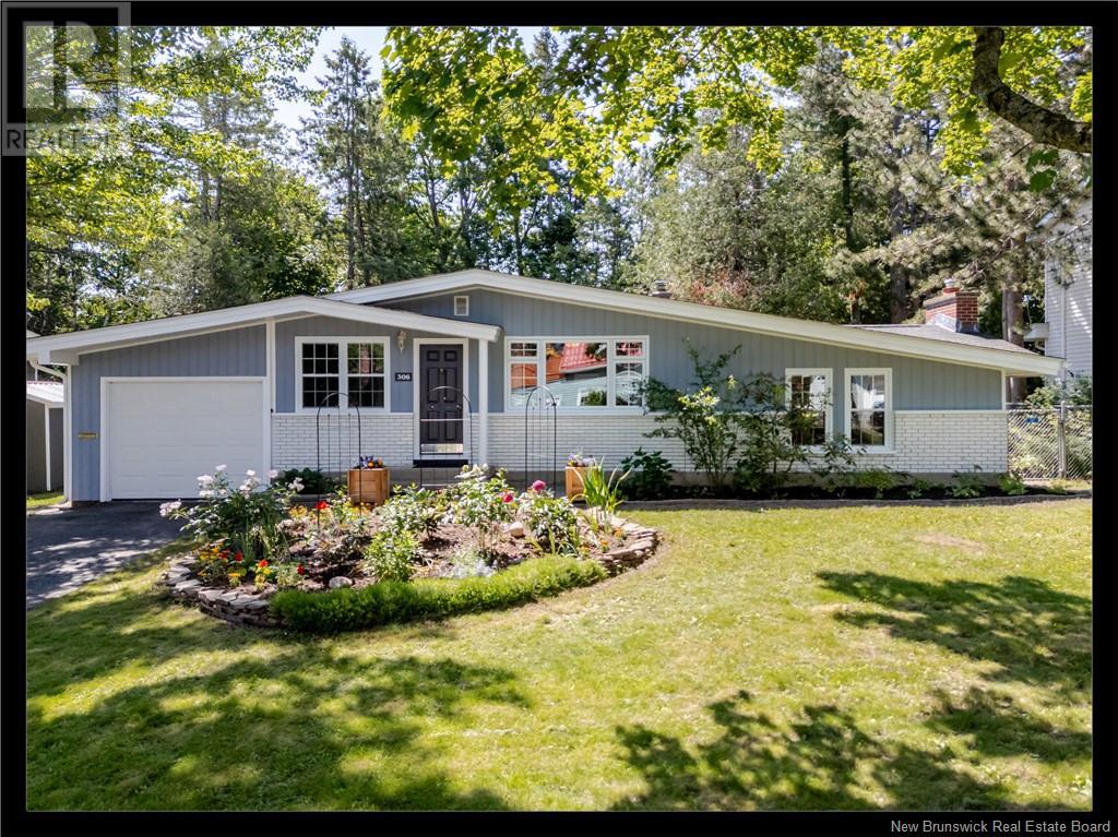 306 Willingdon Street, Fredericton, New Brunswick  E3B 3A5 - Photo 2 - NB122072
