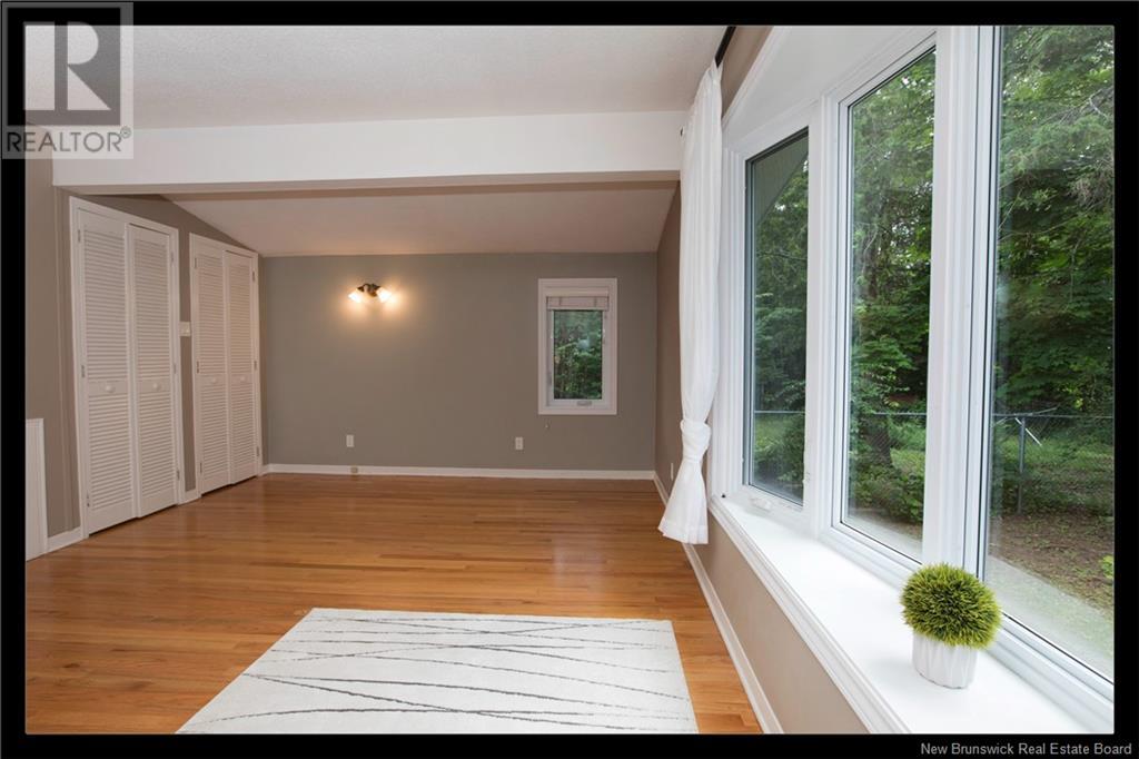 306 Willingdon Street, Fredericton, New Brunswick  E3B 3A5 - Photo 22 - NB122072