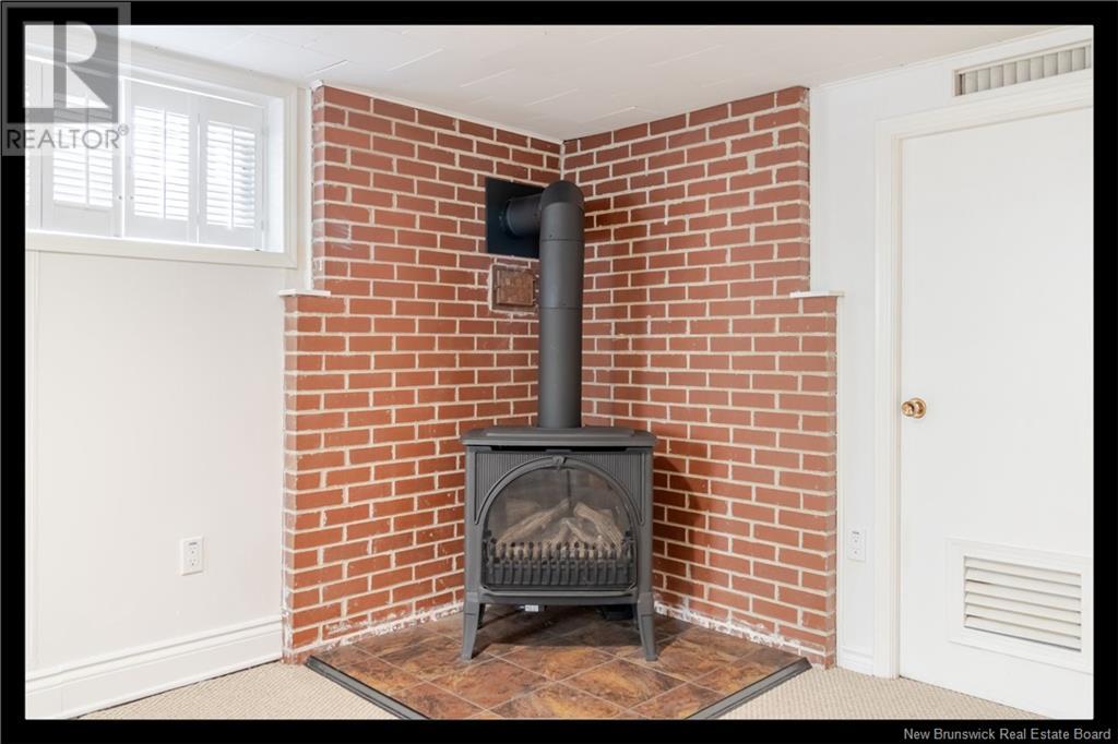 306 Willingdon Street, Fredericton, New Brunswick  E3B 3A5 - Photo 30 - NB122072