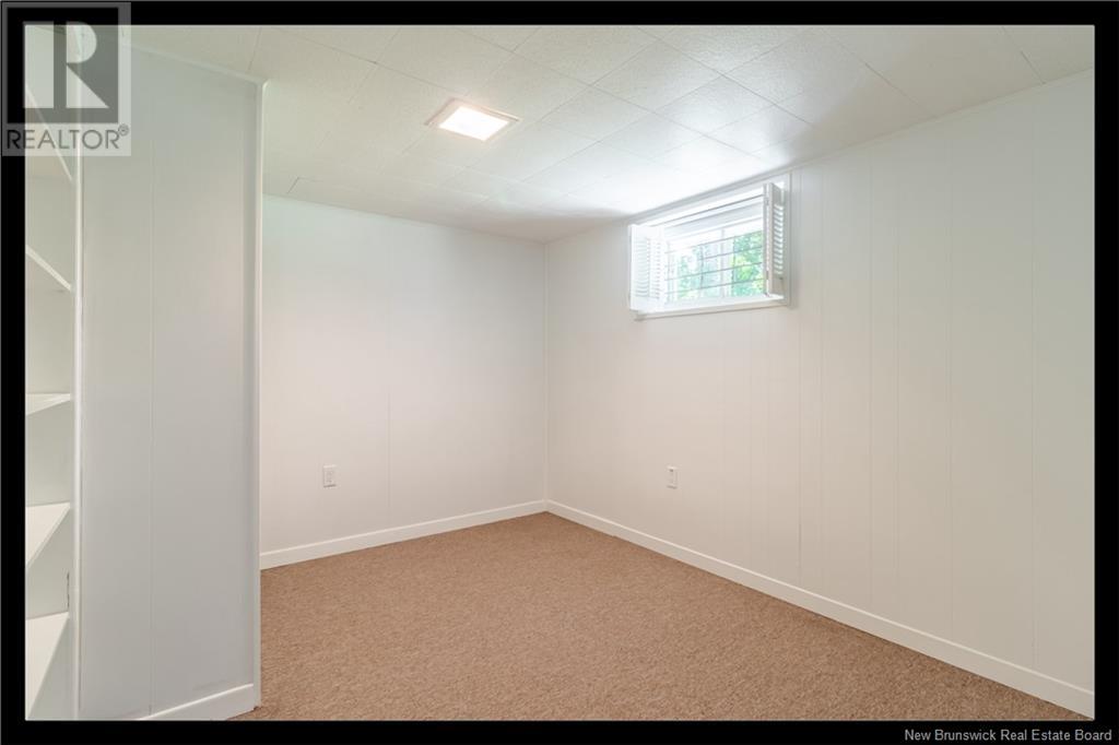 306 Willingdon Street, Fredericton, New Brunswick  E3B 3A5 - Photo 34 - NB122072