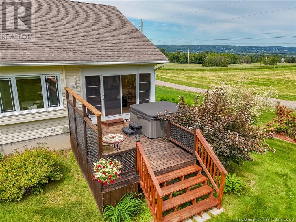 240 Crocks Point Road, Keswick Ridge, New Brunswick  E6L 1T7 - Photo 3 - NB122100