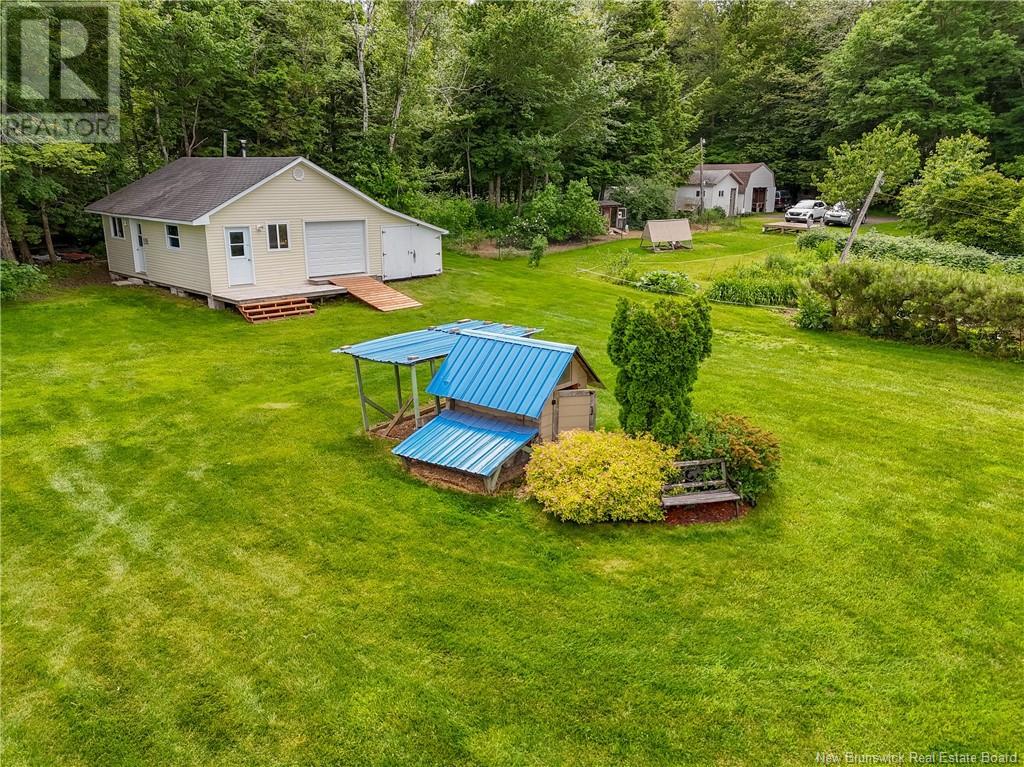 240 Crocks Point Road, Keswick Ridge, New Brunswick  E6L 1T7 - Photo 5 - NB122100