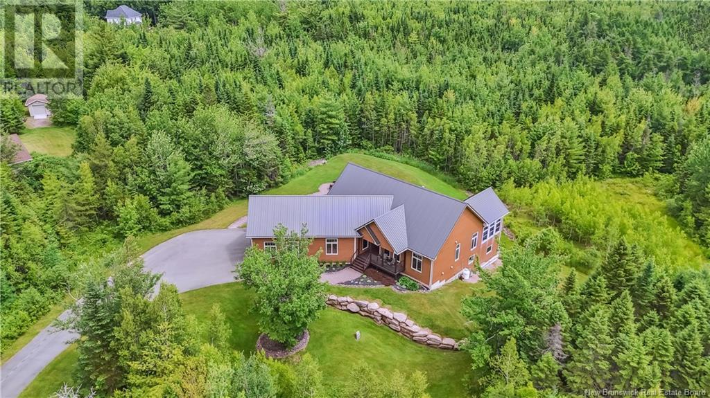 200 Du Portage, Memramcook, New Brunswick  E4K 3Y3 - Photo 2 - NB122190