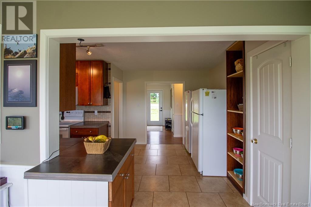 376 Kennebecasis River Road, Hampton, New Brunswick  E5N 6P3 - Photo 23 - NB122440