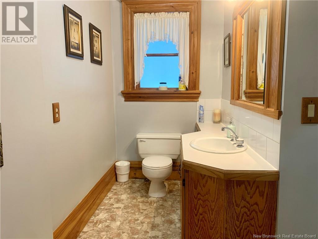 20 Sugarloaf, Campbellton, New Brunswick  E3N 3B1 - Photo 19 - NB122313