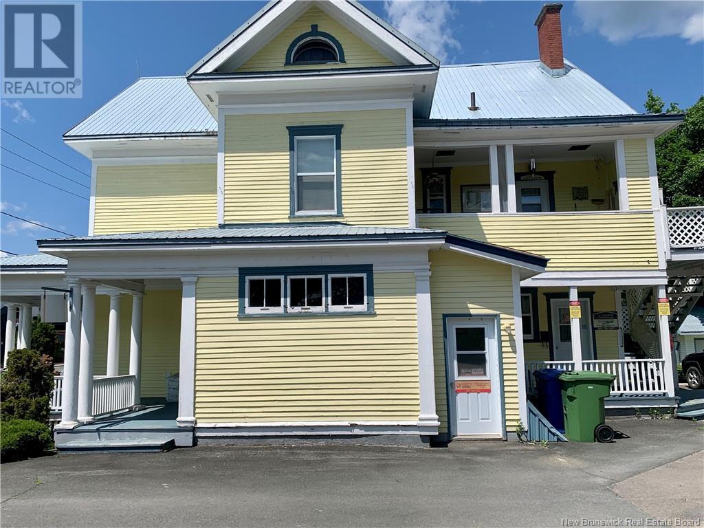 20 Sugarloaf, Campbellton, New Brunswick  E3N 3B1 - Photo 7 - NB122313