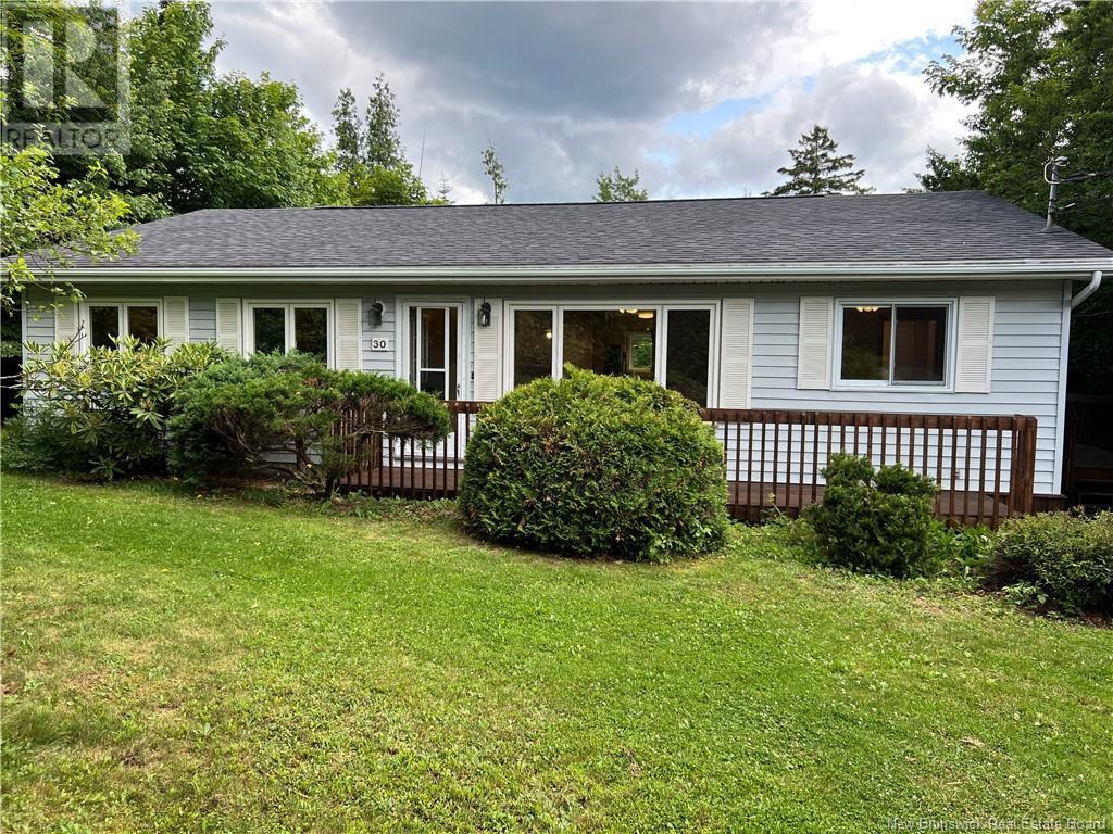 30 Amberdale Drive, Rothesay, New Brunswick  E2E 3P4 - Photo 3 - NB122062