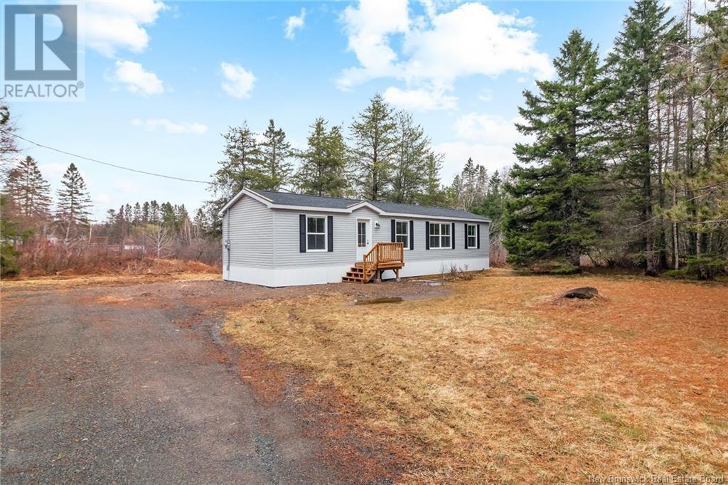 25 Mccain Drive, Waasis, New Brunswick  E3B 9A5 - Photo 2 - NB122296