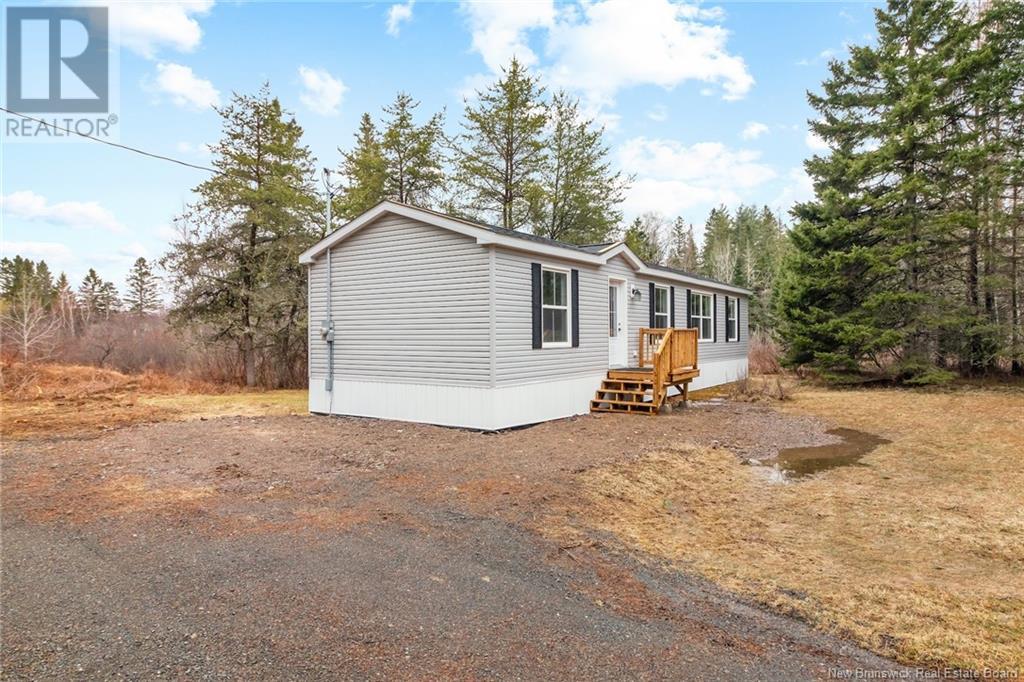 25 Mccain Drive, Waasis, New Brunswick  E3B 9A5 - Photo 31 - NB122296