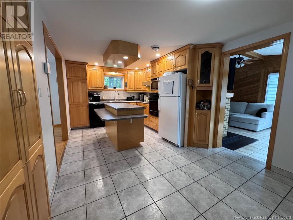 161 35th Avenue, Edmundston, New Brunswick  E3V 2V5 - Photo 4 - NB122519