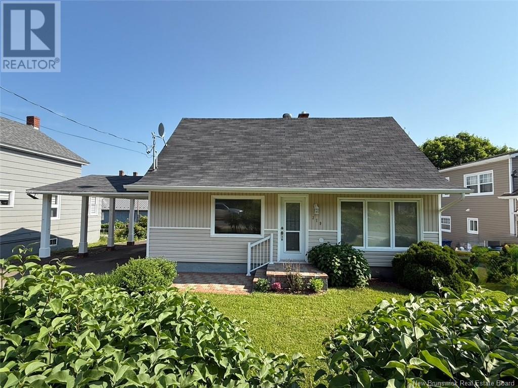 319 Goderich Street, Dalhousie, New Brunswick  E8C 1T8 - Photo 2 - NB122522