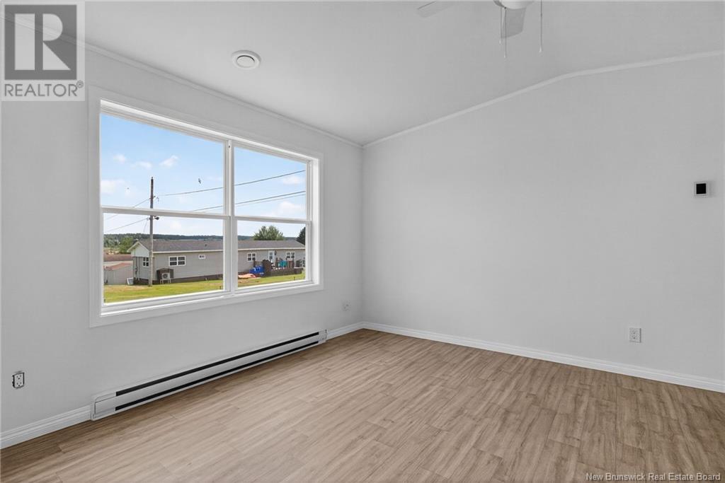 8 Linda Lane, Moncton, New Brunswick  E1E 3T9 - Photo 4 - NB122439