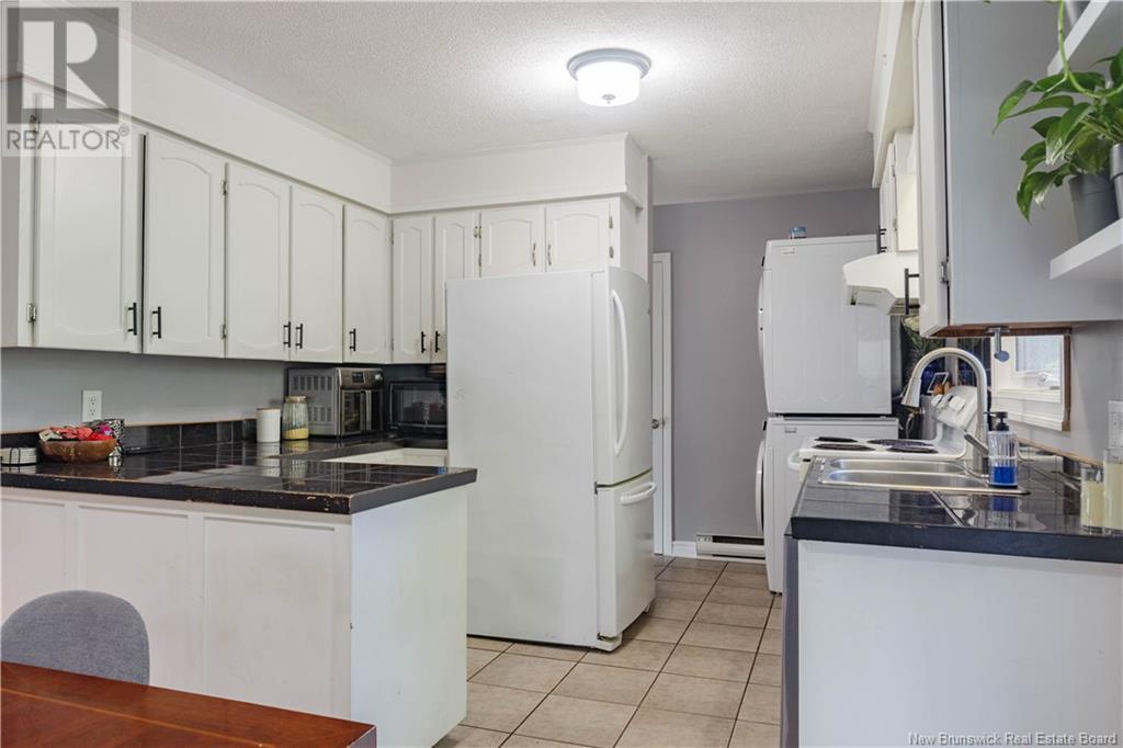 661 Riverside Drive, Fredericton, New Brunswick  E3A 8L2 - Photo 5 - NB122528