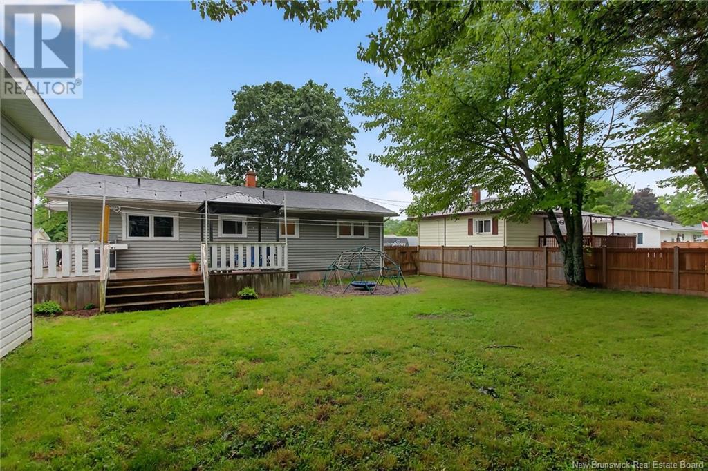 11 Roseberry Street, Riverview, New Brunswick  E1B 2Z2 - Photo 3 - NB122556