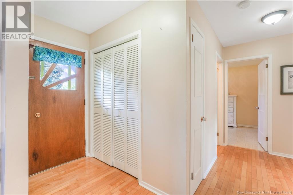 202 Burpee Street, Fredericton, New Brunswick  E3A 1M7 - Photo 3 - NB122550