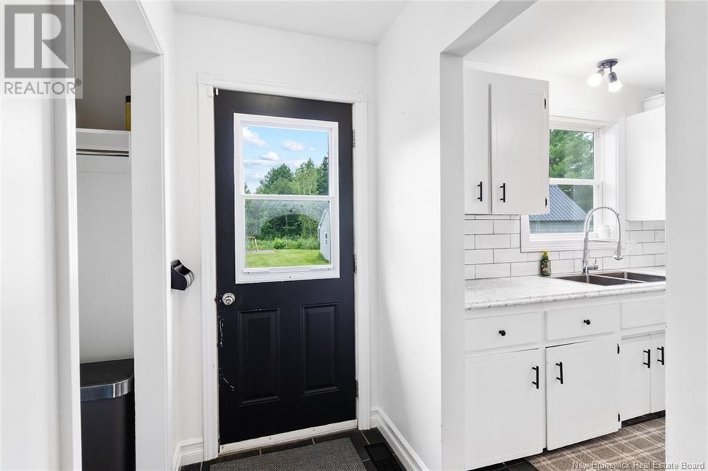 928 Doak Road, Fredericton, New Brunswick  E3C 2E9 - Photo 22 - NB122574