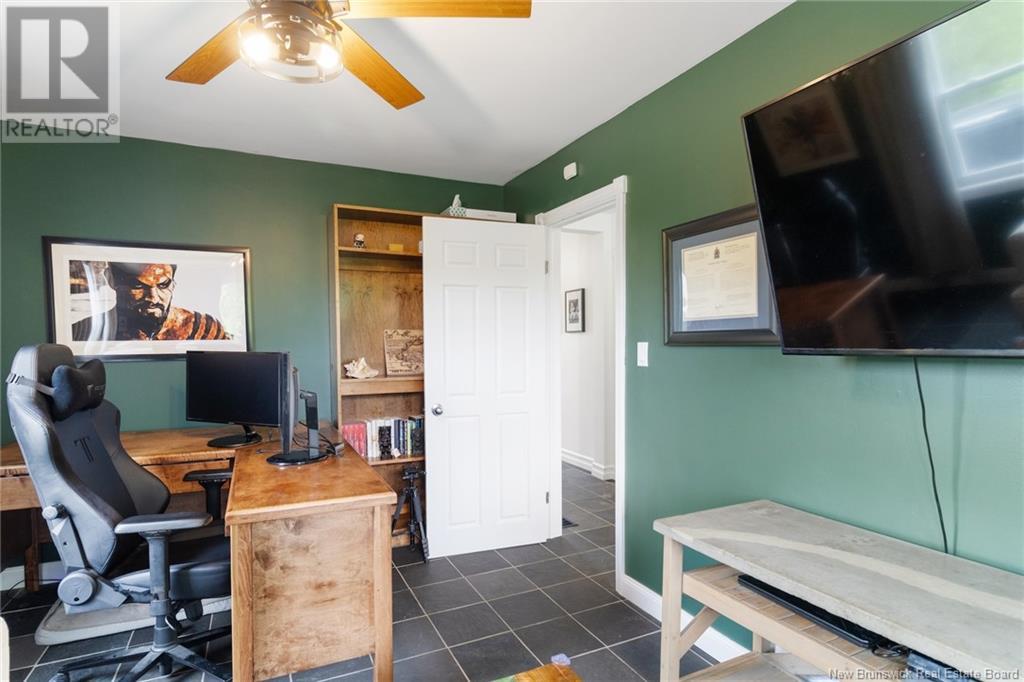 928 Doak Road, Fredericton, New Brunswick  E3C 2E9 - Photo 25 - NB122574