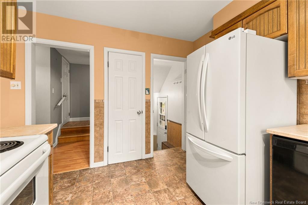 42 Milroth, Moncton, New Brunswick  E1A 4L1 - Photo 8 - NB122458