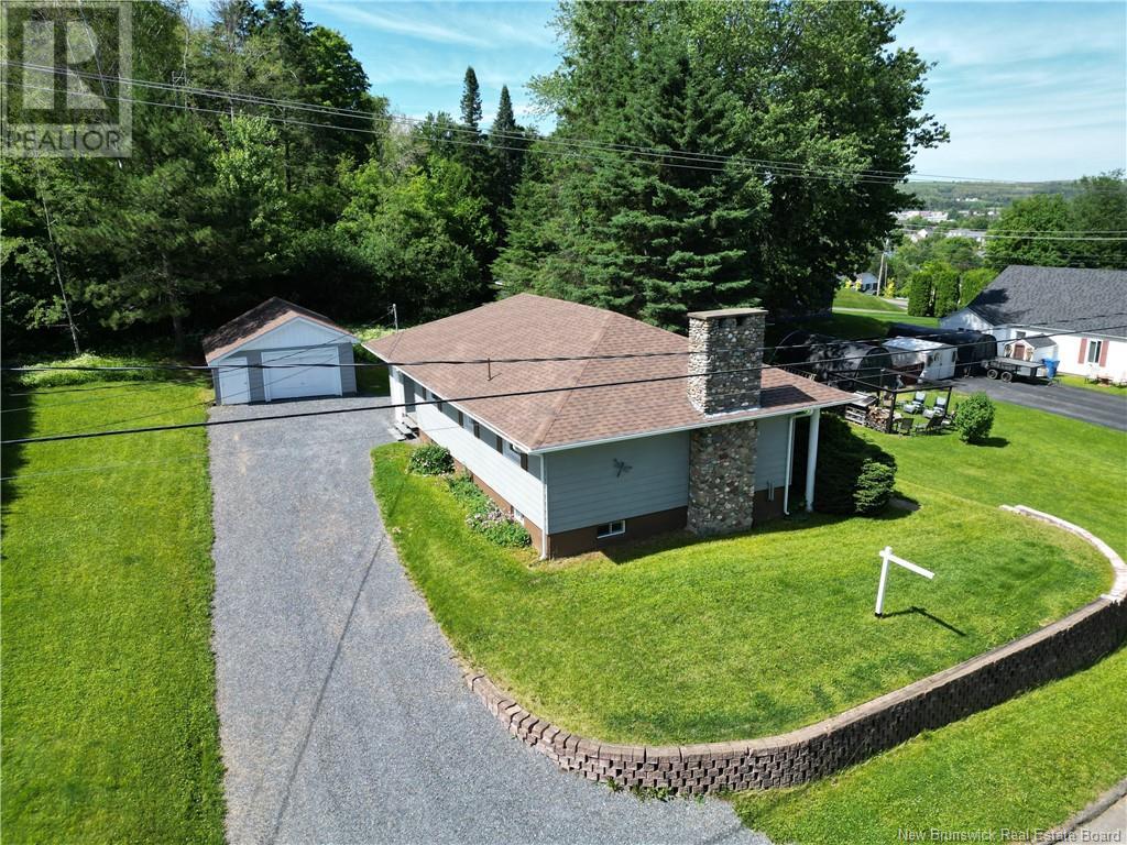 610 Chapel Street, Grand-Sault/grand Falls, New Brunswick  E3Z 2N1 - Photo 2 - NB122582