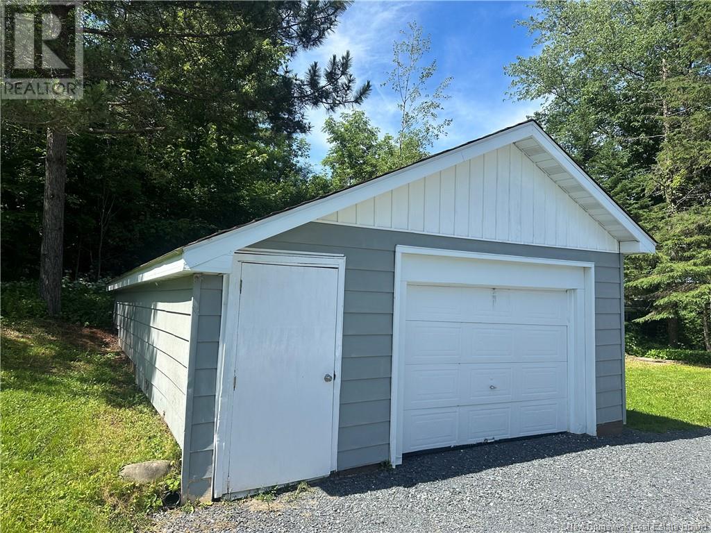 610 Chapel Street, Grand-Sault/grand Falls, New Brunswick  E3Z 2N1 - Photo 36 - NB122582