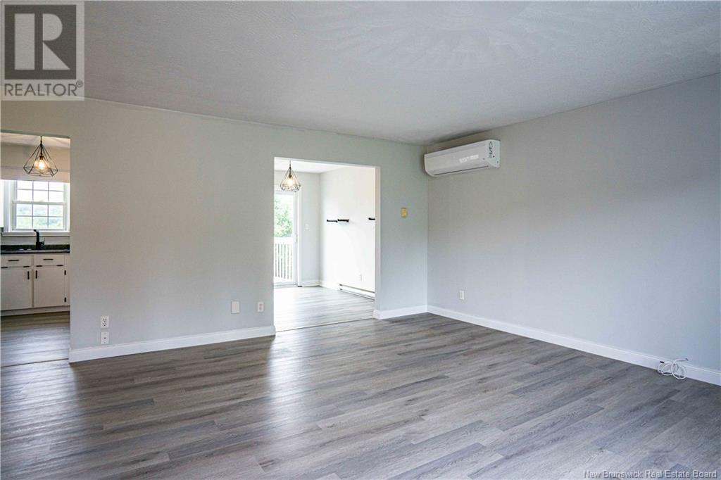 1688 Canada Street, Nashwaak Village, New Brunswick  E6C 1L5 - Photo 5 - NB122578