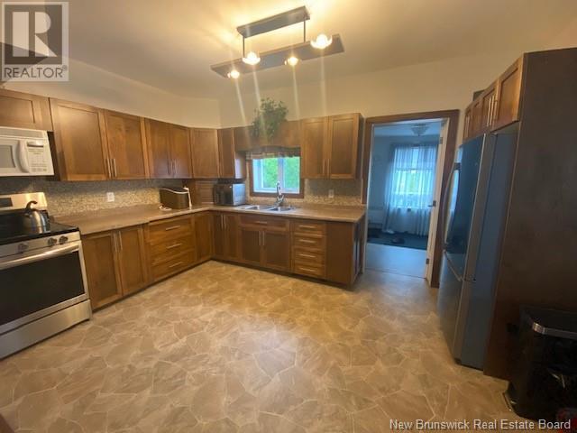 61 Prince William Street, Campbellton, New Brunswick  E3N 1Y1 - Photo 2 - NB122622