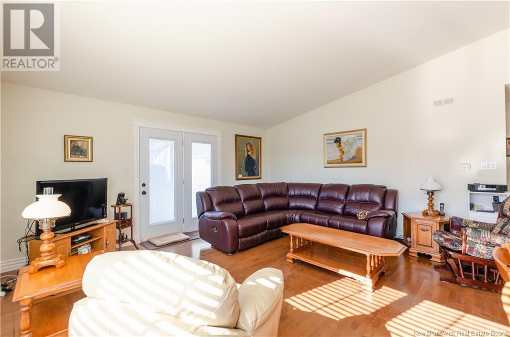 186 Oak Ridge Drive, Moncton, New Brunswick  E1G 0R5 - Photo 18 - NB122497
